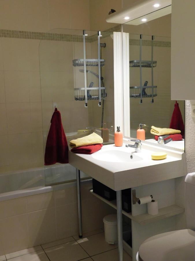 Ty Magari Apartment Плугонвелен Екстериор снимка