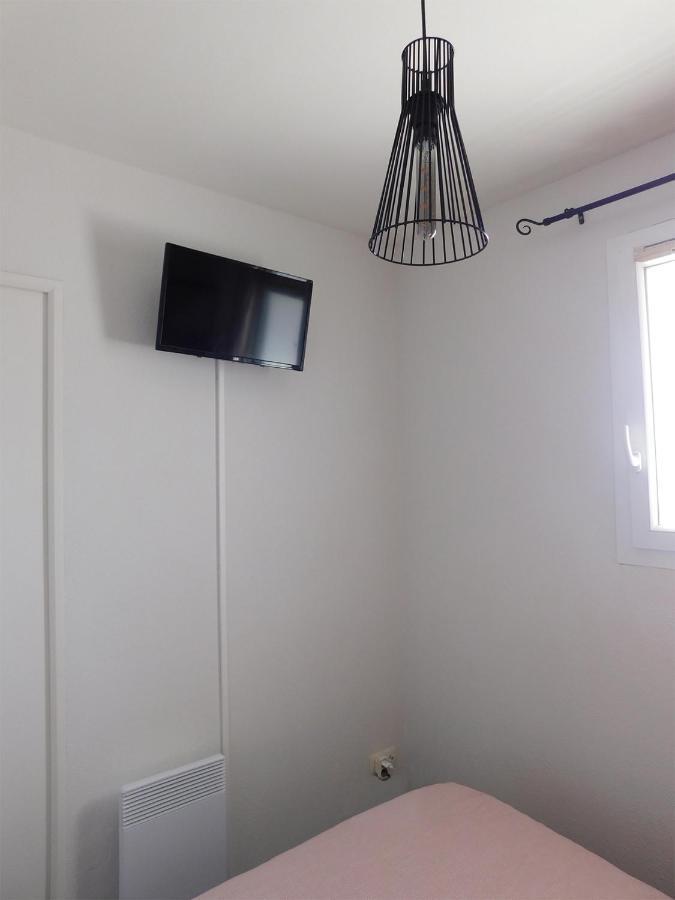 Ty Magari Apartment Плугонвелен Екстериор снимка